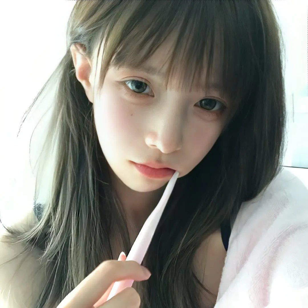 比基尼怪女